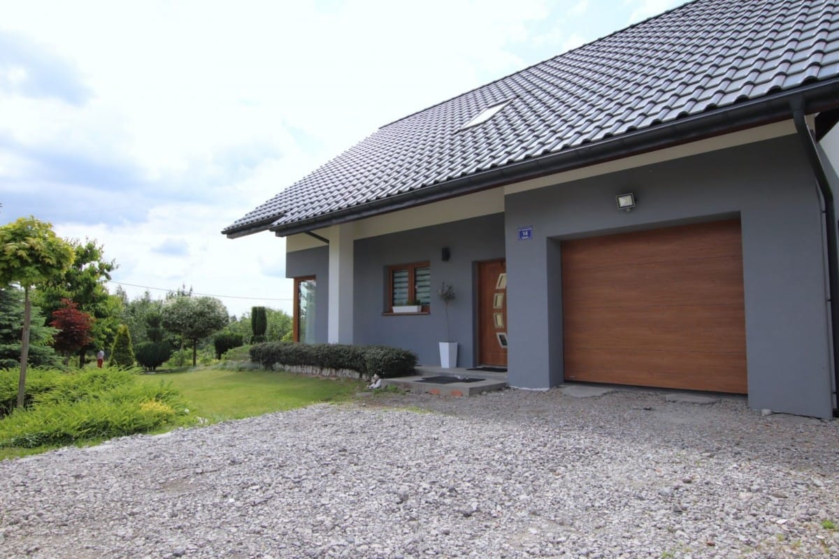 Dom 5 pokojowe na Sprzedaż