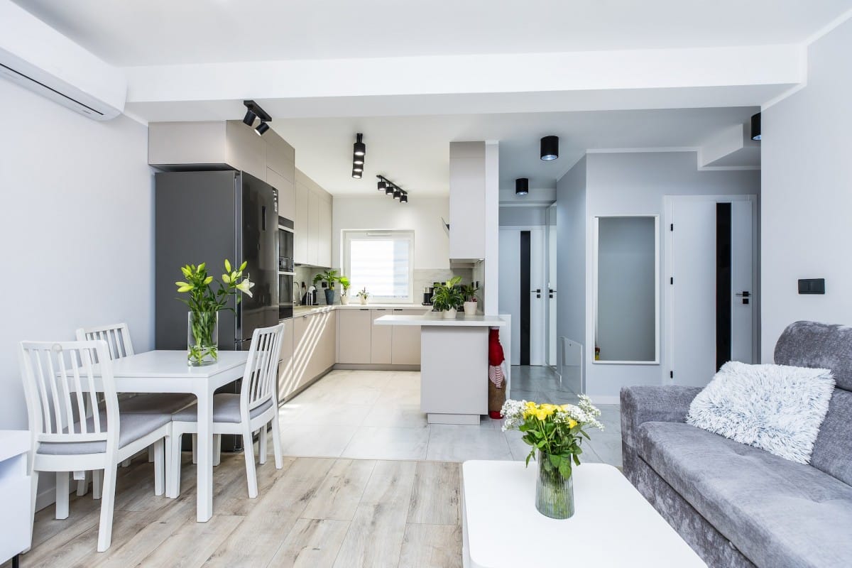 Mieszkanie 4 pokojowe na Sprzedaż