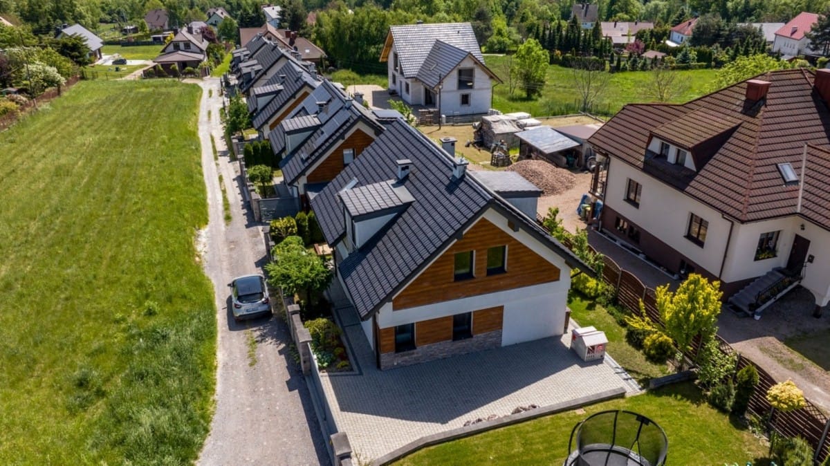 Dom 5 pokojowe na Sprzedaż