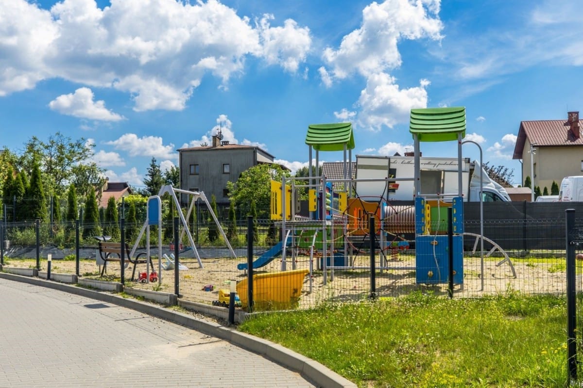 Mieszkanie 4 pokojowe na Sprzedaż