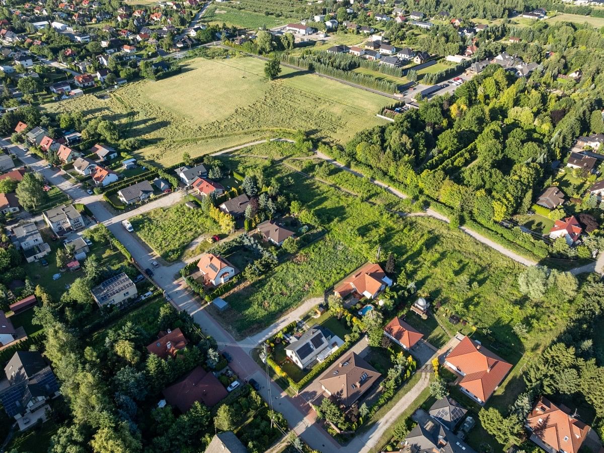 Działka  pokojowe na Sprzedaż