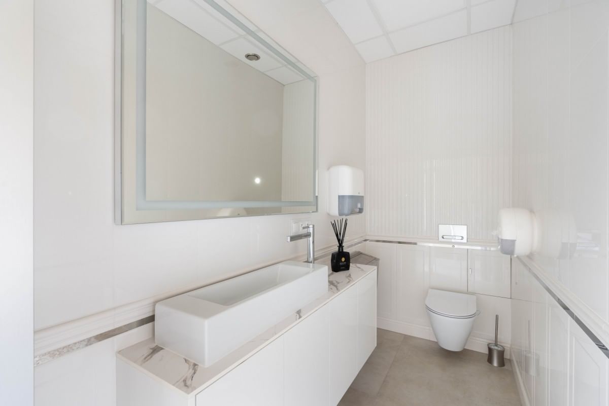 Lokal użytkowy  pokojowe na Wynajem