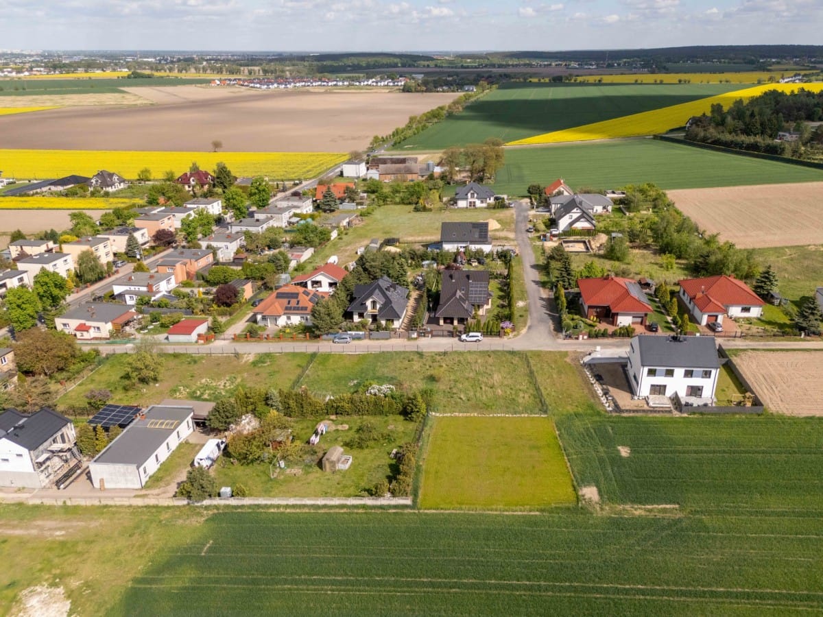 Działka  pokojowe na Sprzedaż