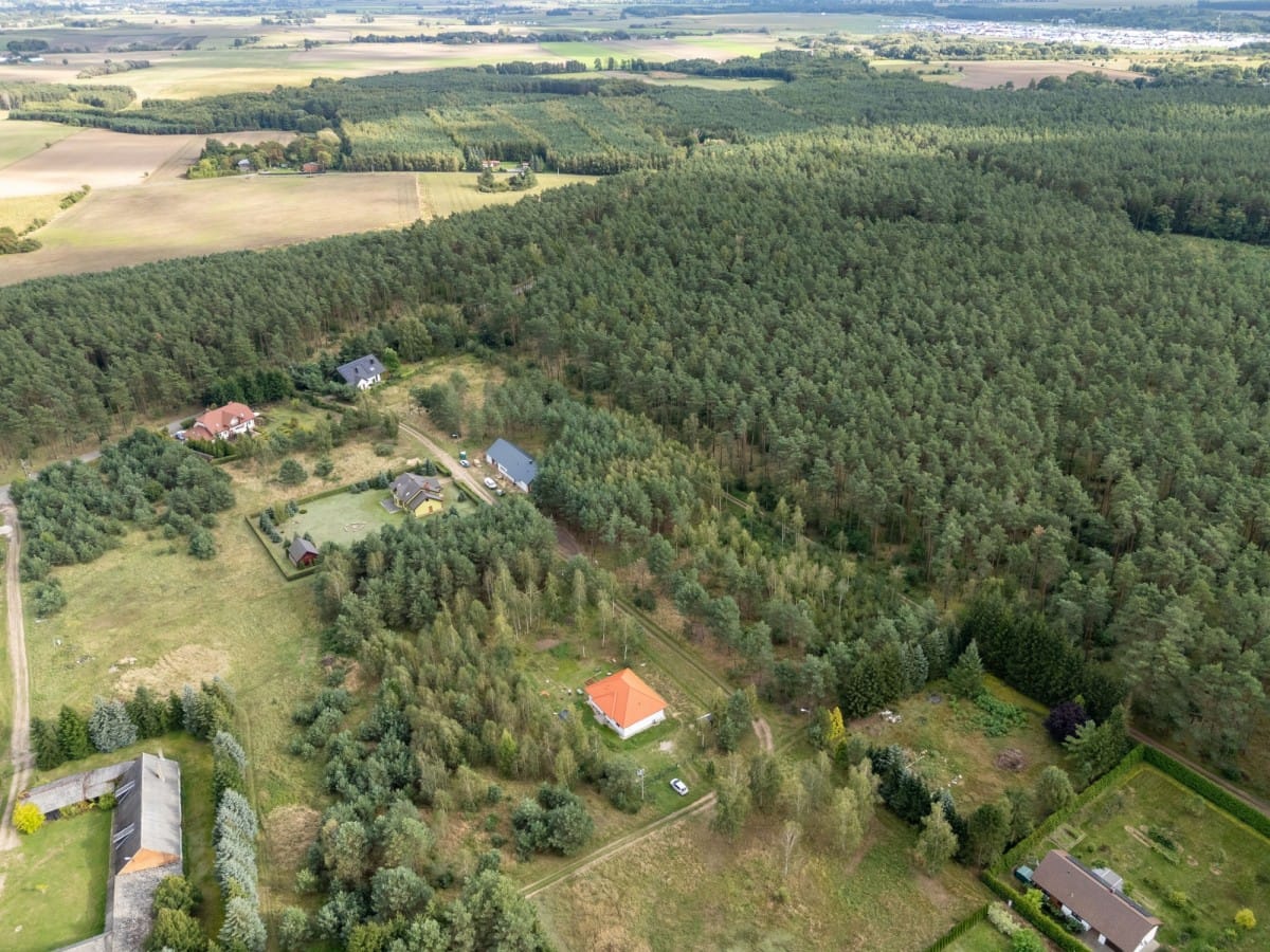 Działka  pokojowe na Sprzedaż