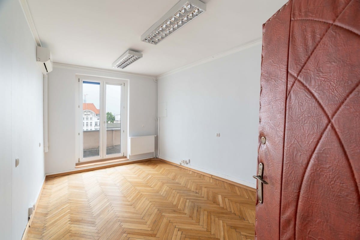 Lokal użytkowy  pokojowe na Wynajem