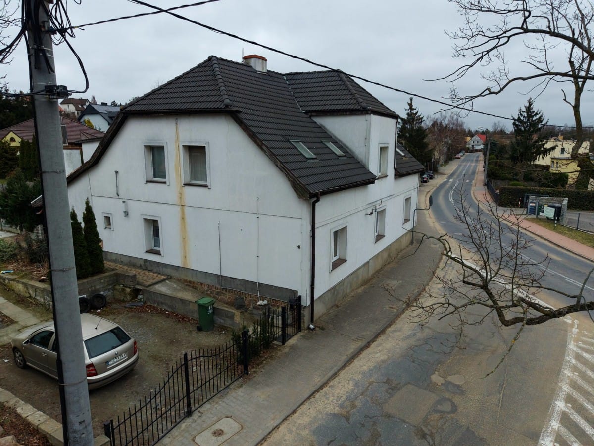 Dom 11 pokojowe na Sprzedaż