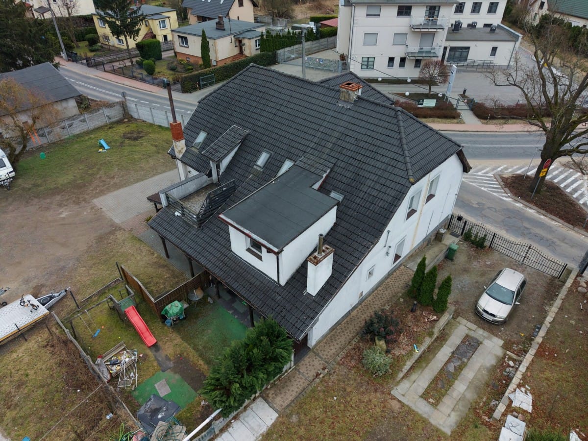 Dom 11 pokojowe na Sprzedaż