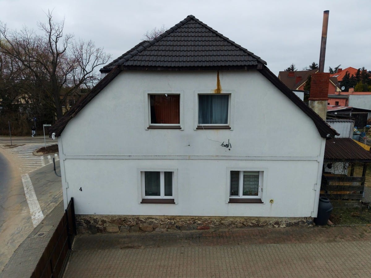 Dom 11 pokojowe na Sprzedaż