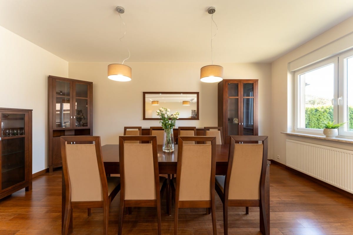 Dom 5 pokojowe na Sprzedaż