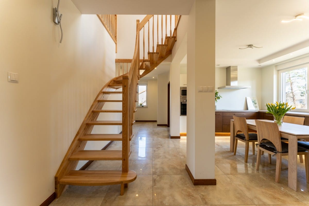 Dom 5 pokojowe na Sprzedaż