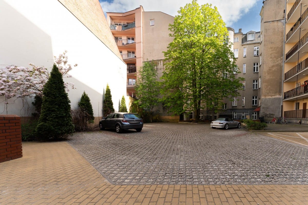 Mieszkanie 4 pokojowe na Sprzedaż