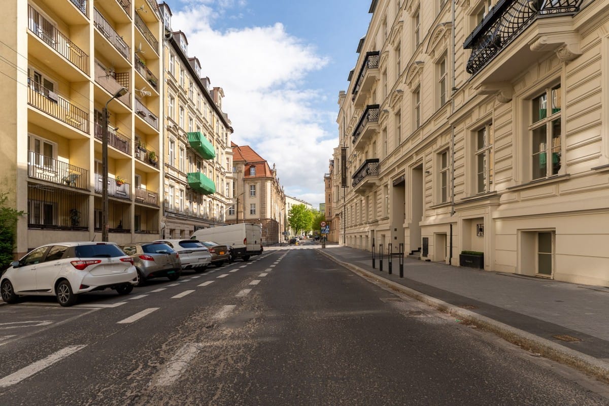 Mieszkanie 4 pokojowe na Sprzedaż
