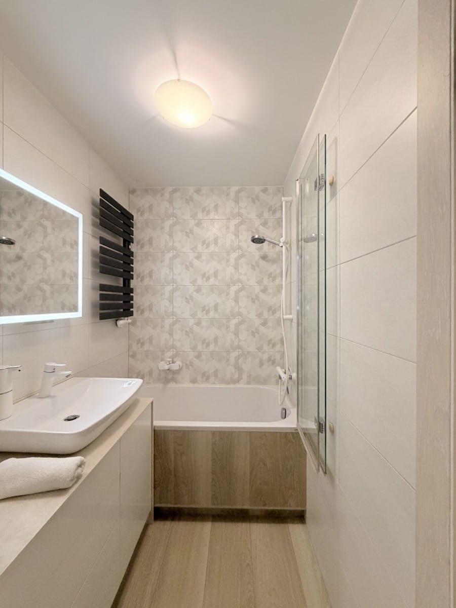 Mieszkanie 3 pokojowe na Sprzedaż