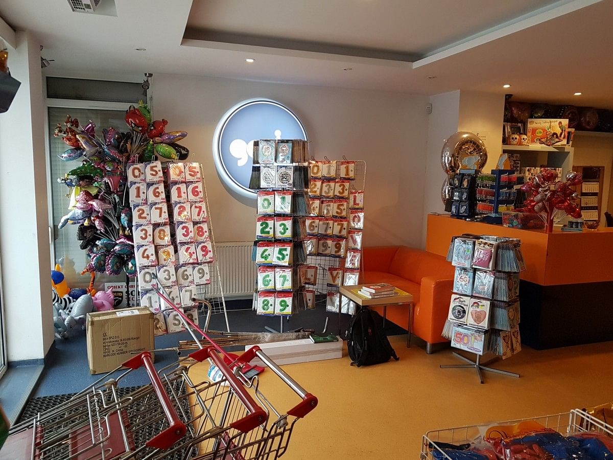 Lokal użytkowy  pokojowe na Sprzedaż