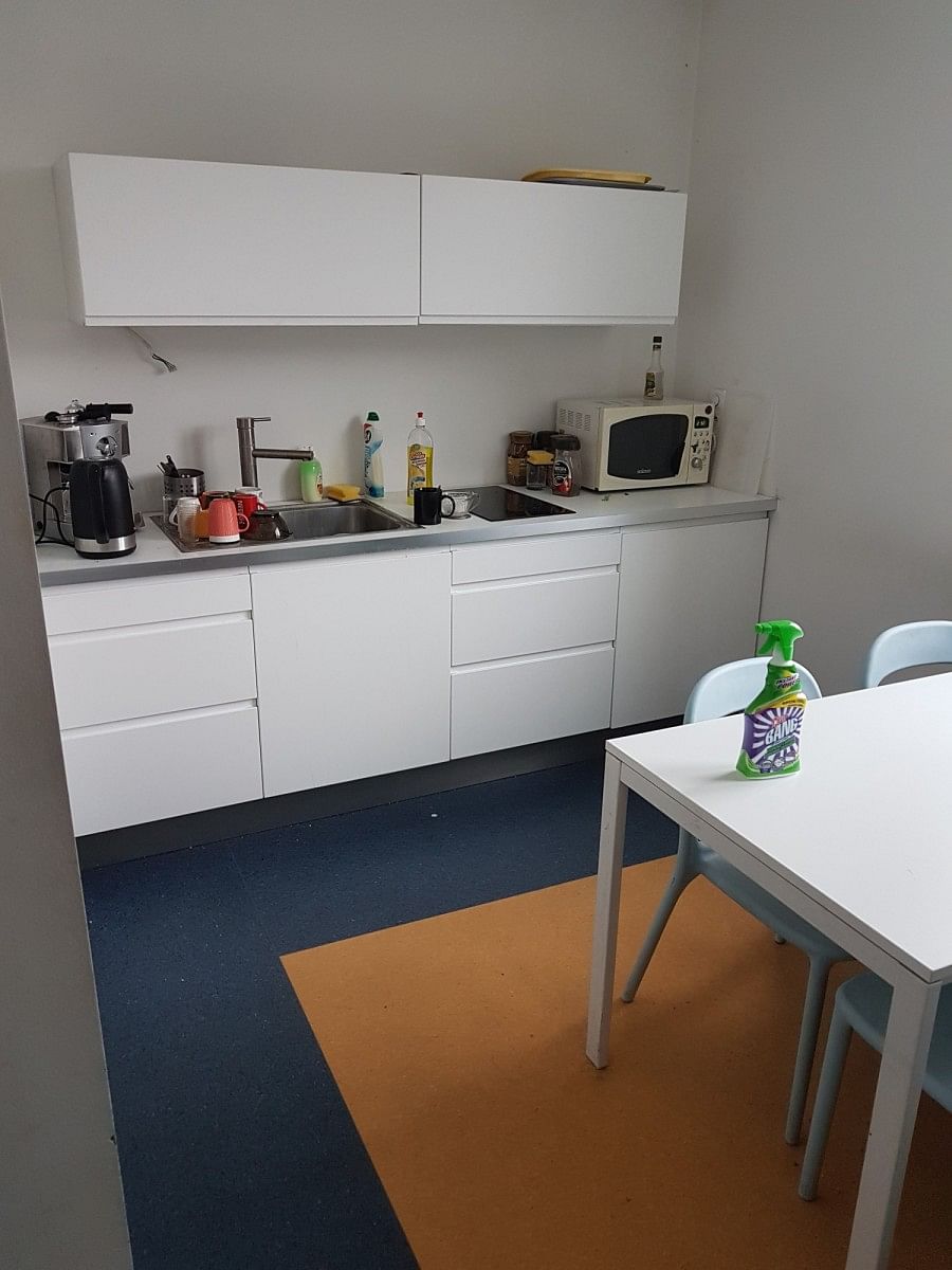 Lokal użytkowy  pokojowe na Sprzedaż
