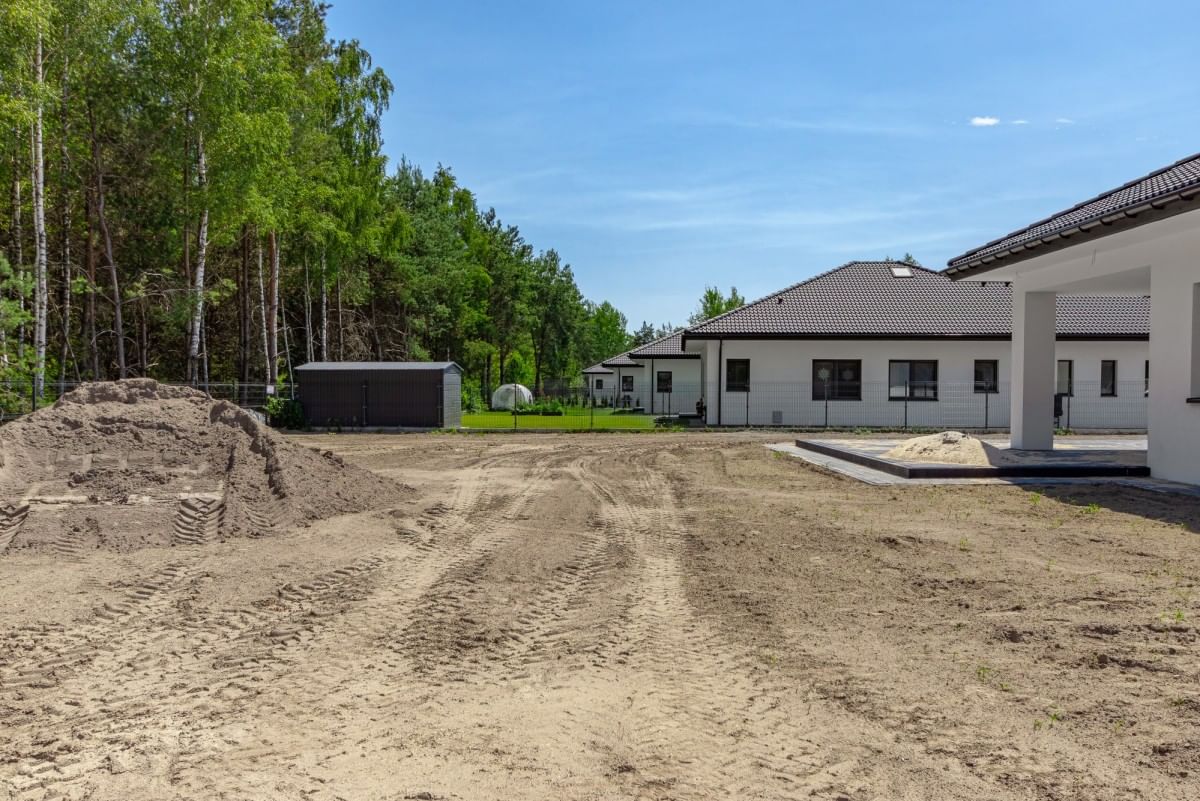 Dom 4 pokojowe na Sprzedaż