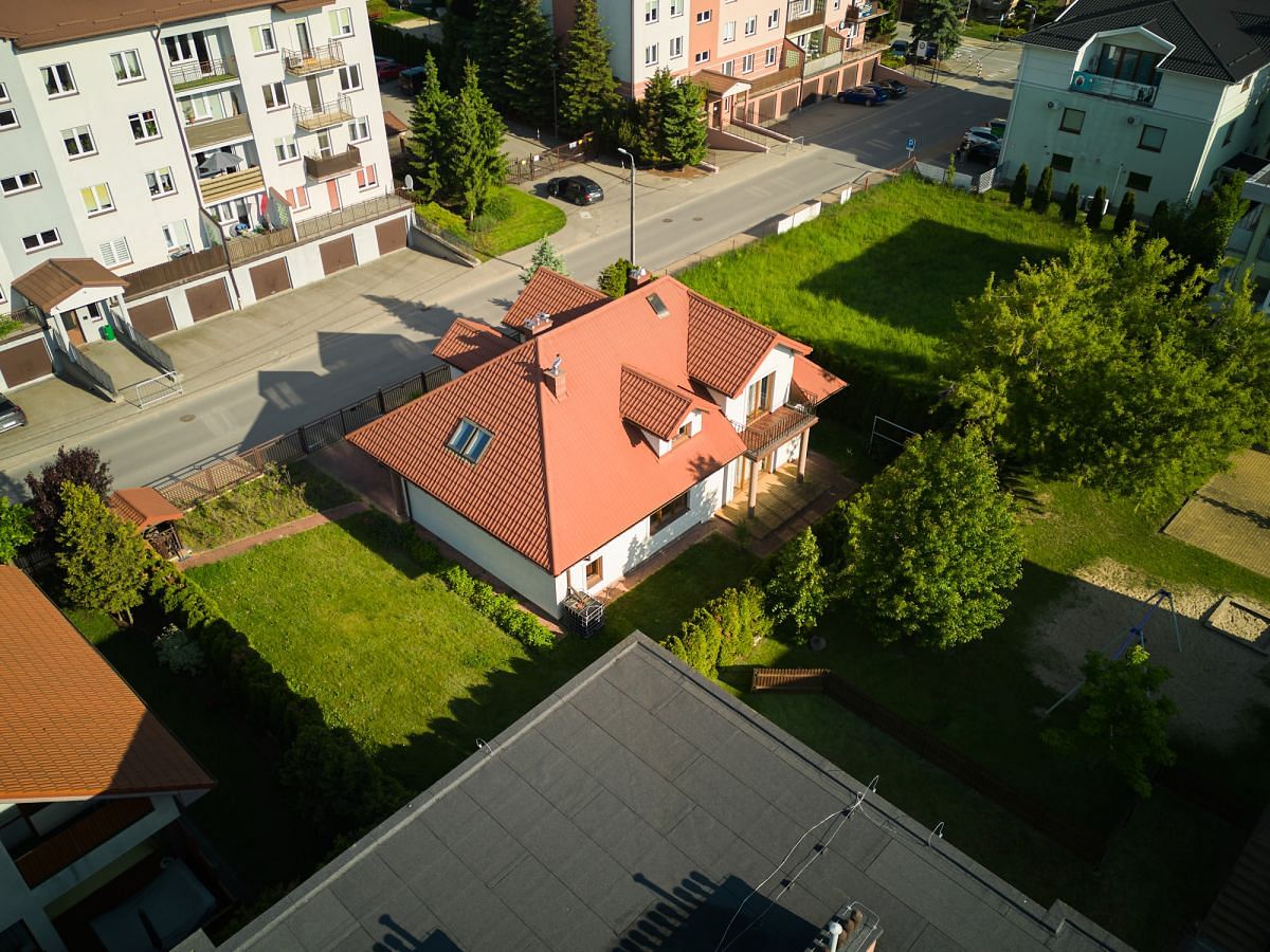 Dom 5 pokojowe na Sprzedaż
