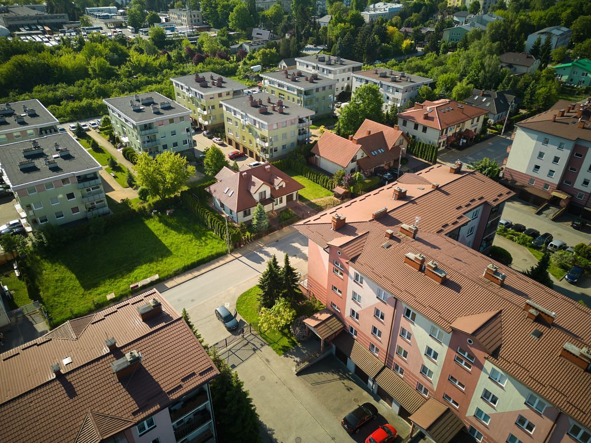 Dom 5 pokojowe na Sprzedaż