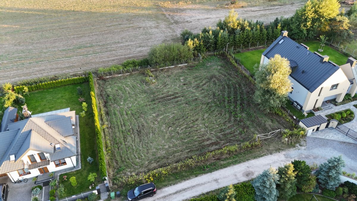 Działka  pokojowe na Sprzedaż