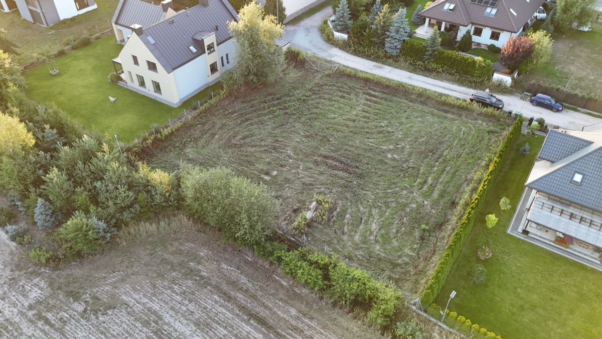 Działka  pokojowe na Sprzedaż