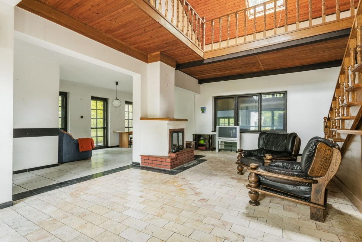 Dom 5 pokojowe na Sprzedaż