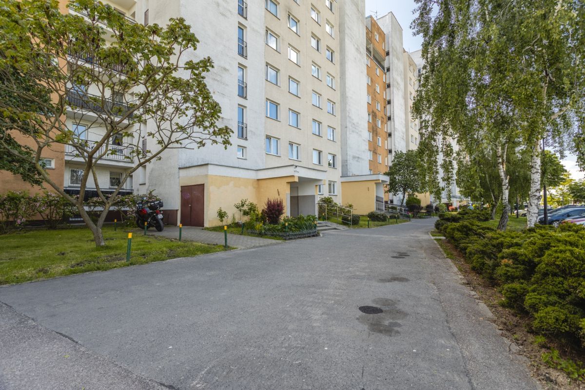 Mieszkanie 3 pokojowe na Sprzedaż