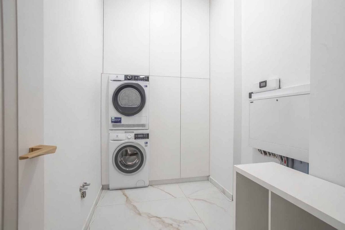 Dom 5 pokojowe na Sprzedaż