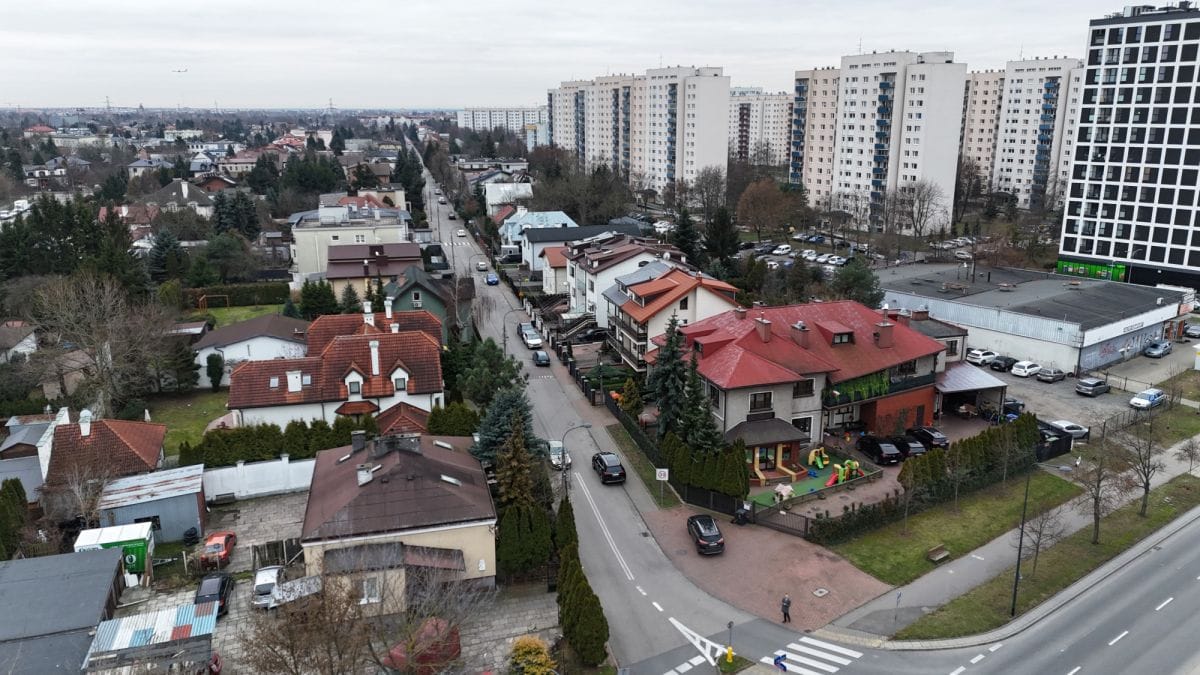 Działka  pokojowe na Sprzedaż