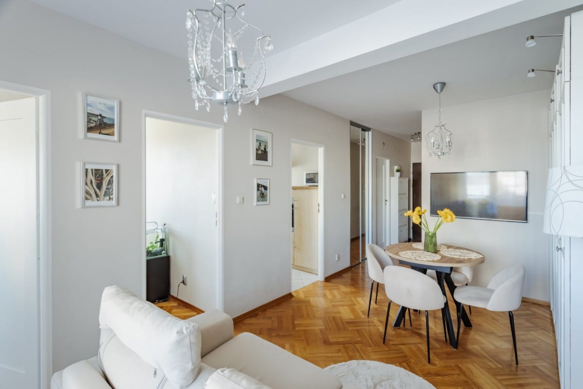 Mieszkanie 4 pokojowe na Sprzedaż