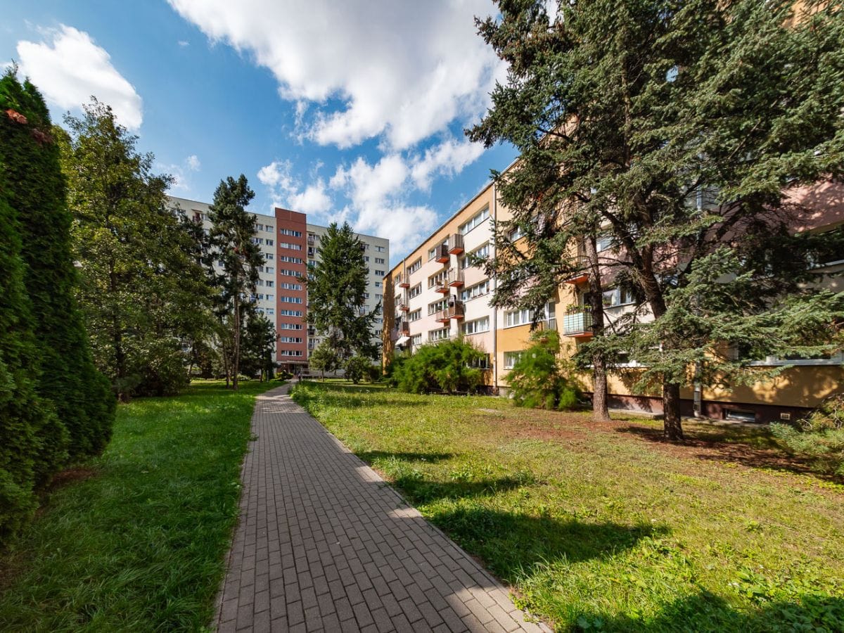 Mieszkanie 3 pokojowe na Sprzedaż