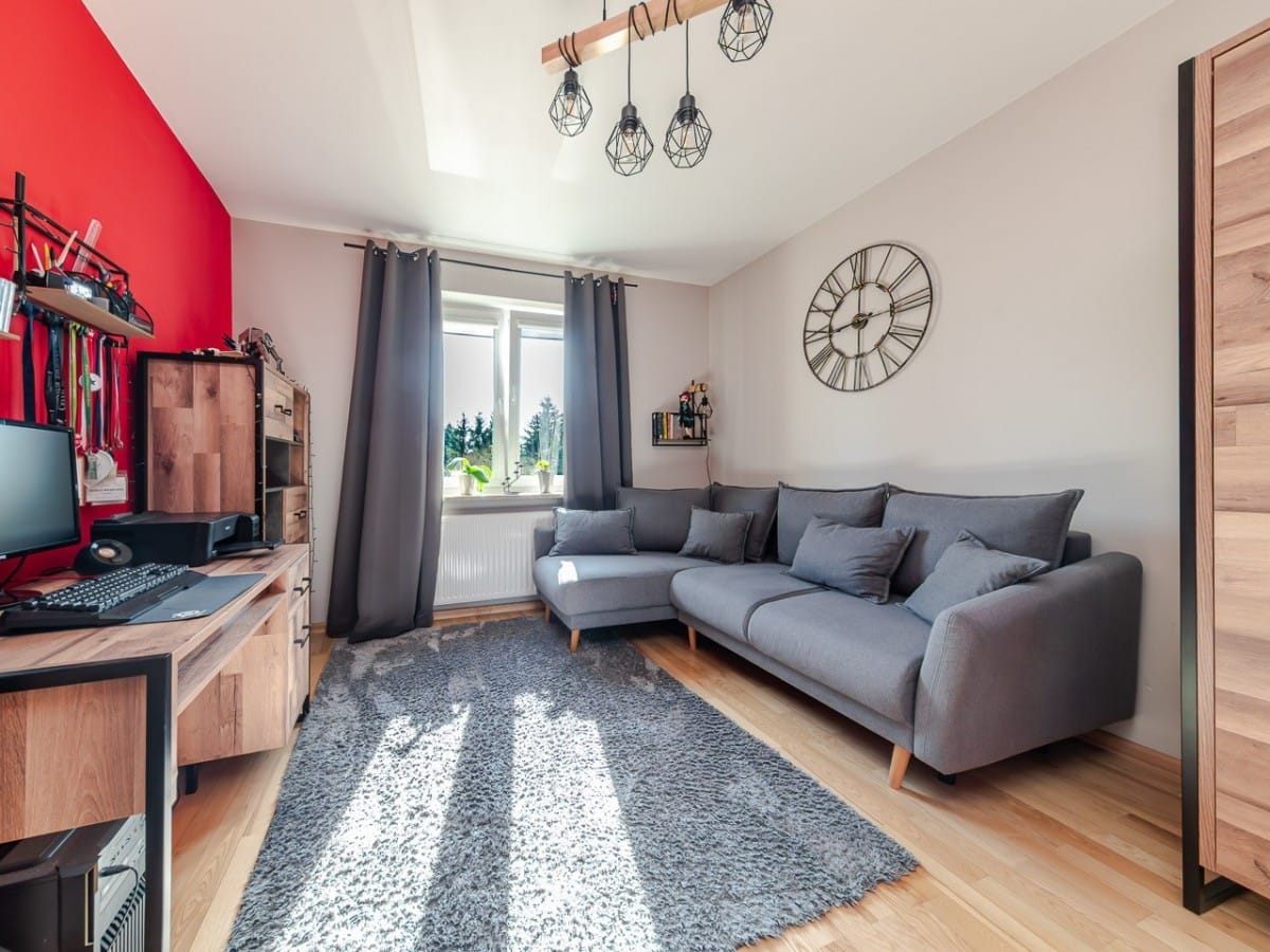 Dom 6 pokojowe na Sprzedaż