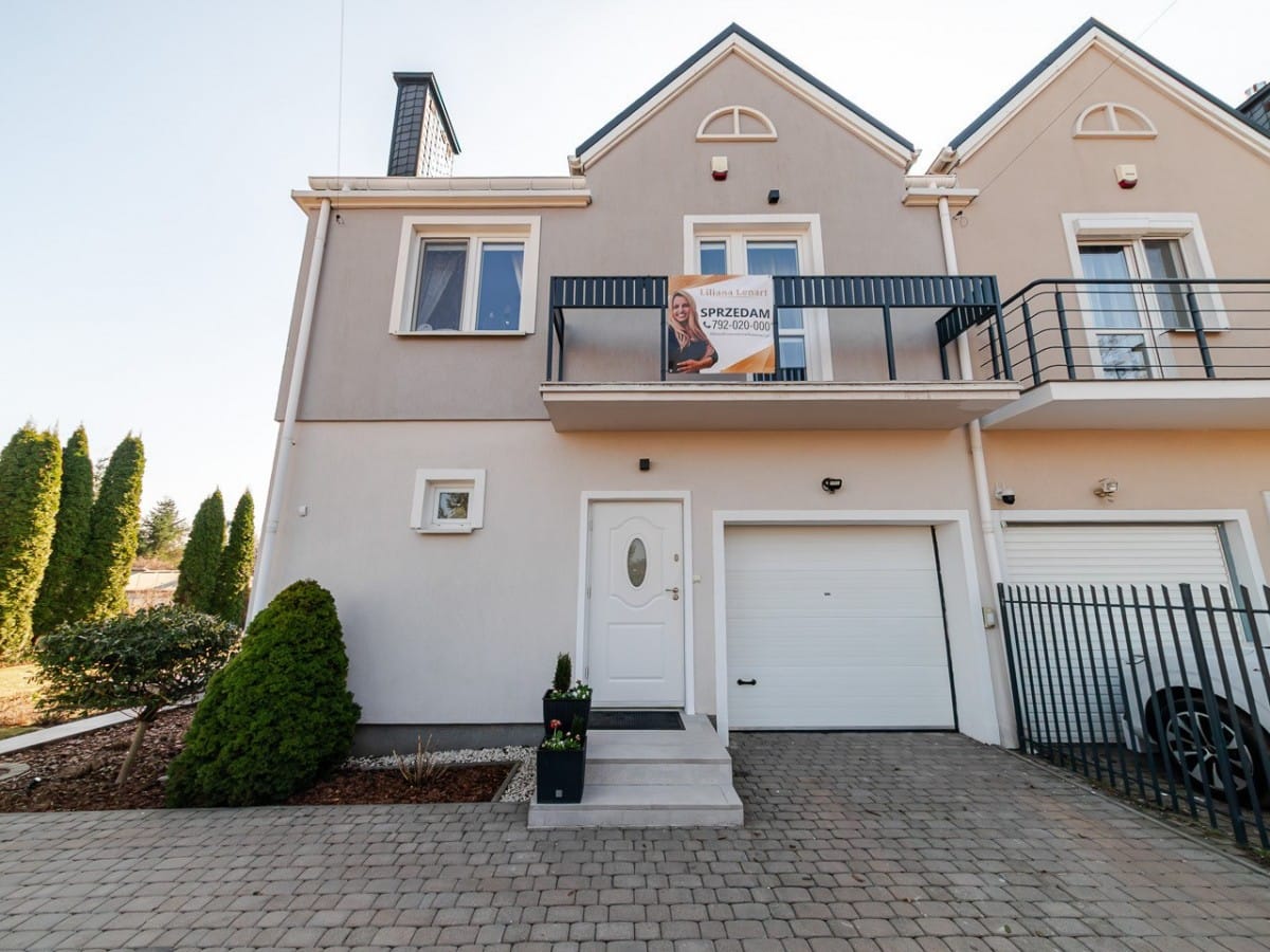 Dom 6 pokojowe na Sprzedaż