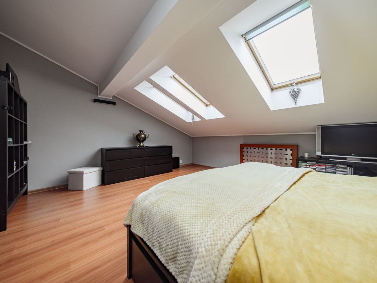 Mieszkanie 5 pokojowe na Sprzedaż