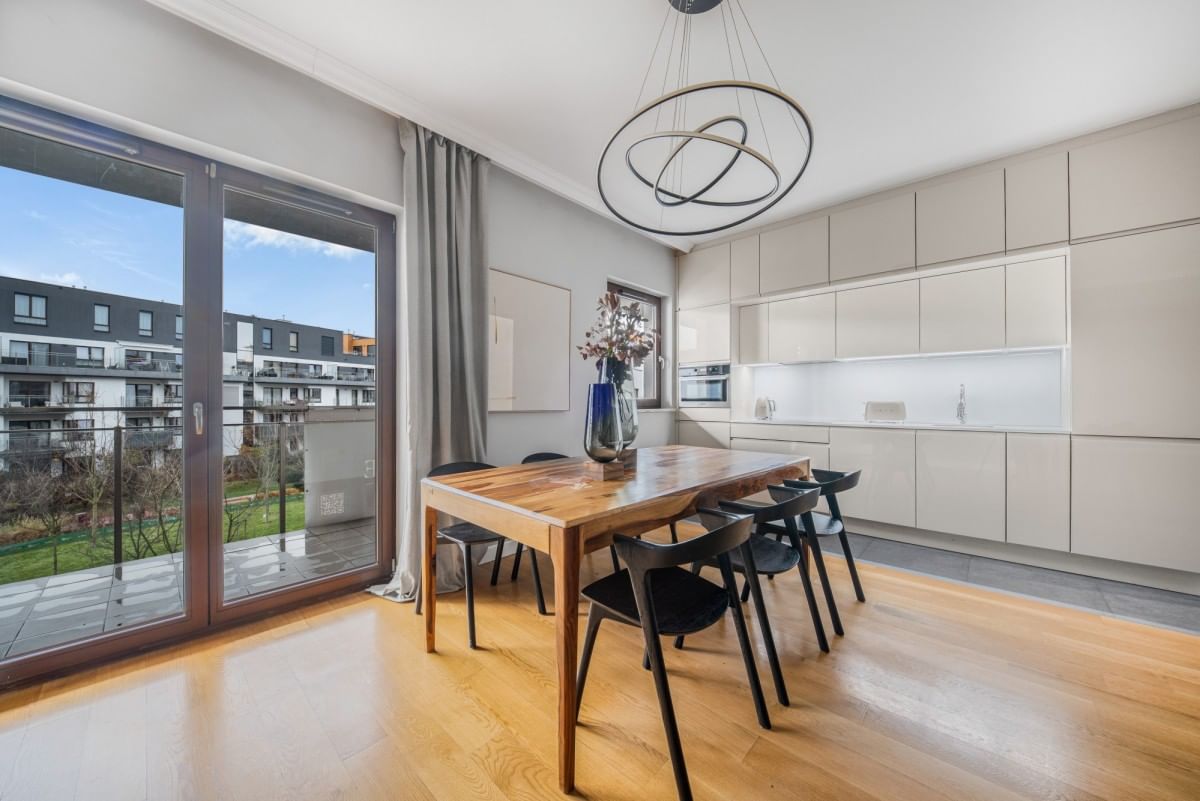 Mieszkanie 3 pokojowe na Sprzedaż