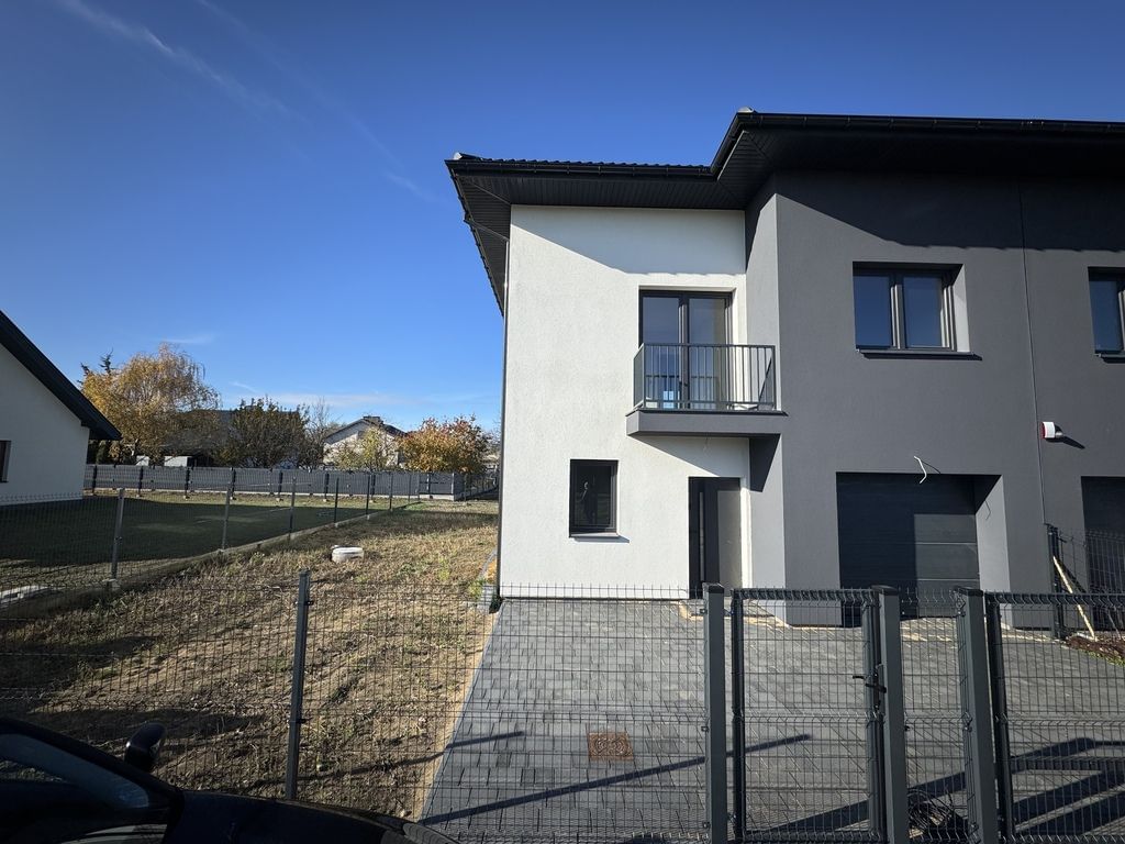 Dom 5 pokojowe na Sprzedaż