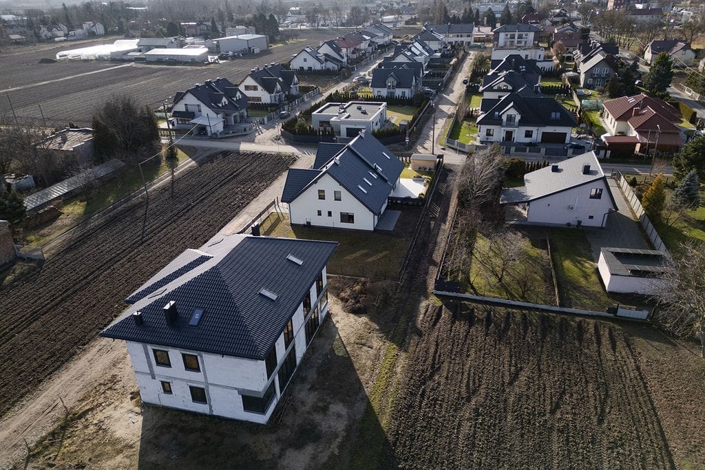 Dom 5 pokojowe na Sprzedaż