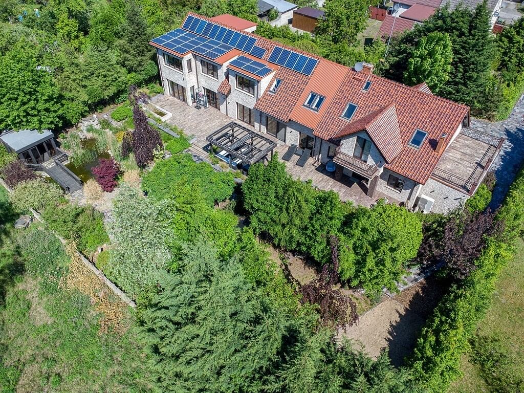 Dom 6 pokojowe na Sprzedaż