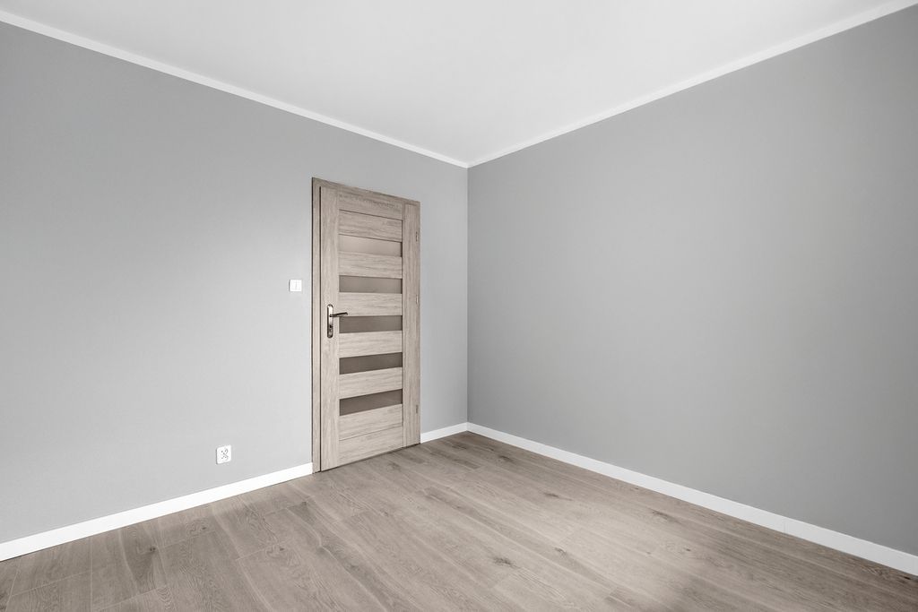 Mieszkanie 4 pokojowe na Sprzedaż