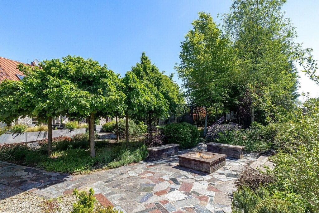 Dom 6 pokojowe na Sprzedaż