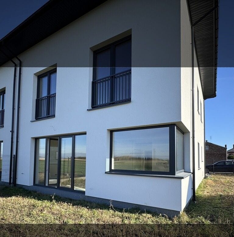 Dom 6 pokojowe na Sprzedaż