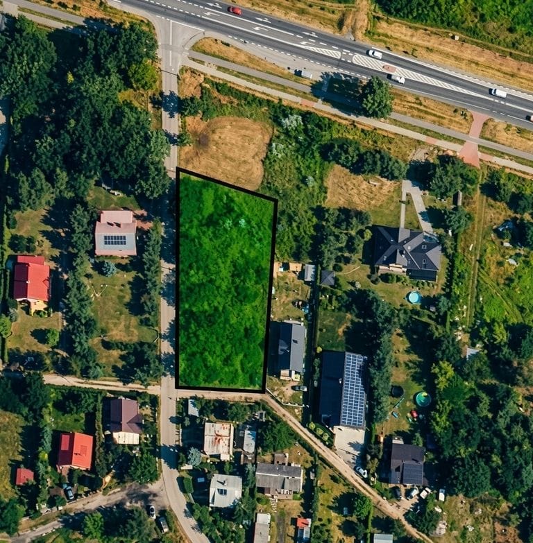 Działka  pokojowe na Sprzedaż