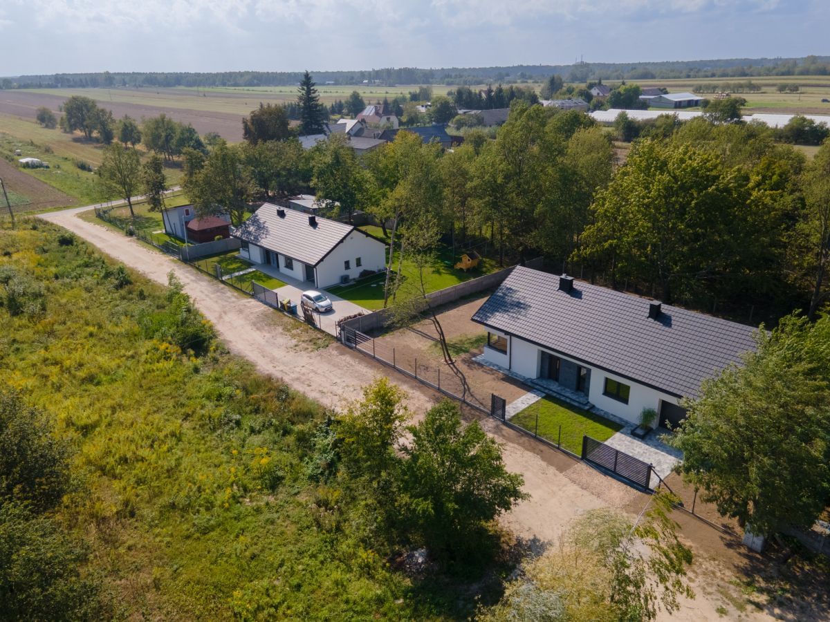 Dom 4 pokojowe na Sprzedaż