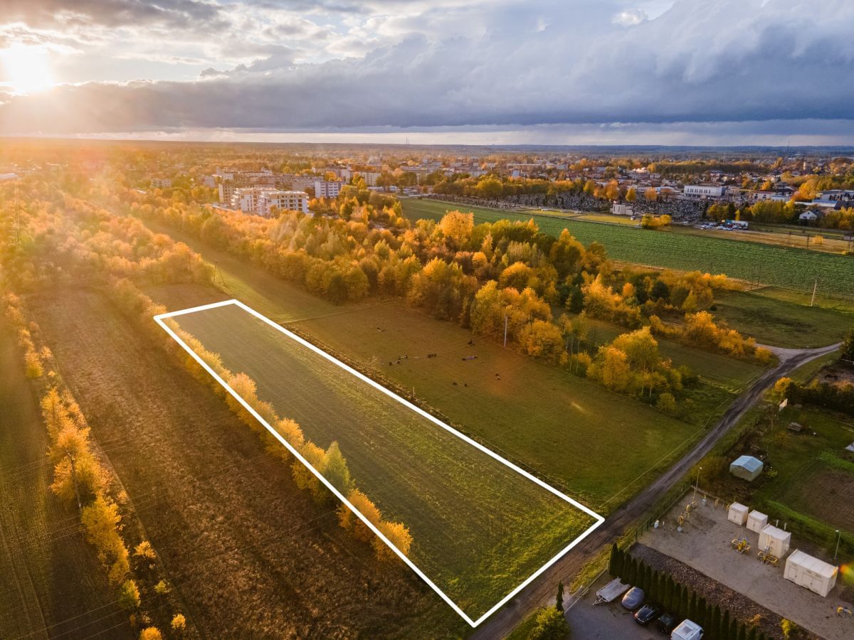 Działka  pokojowe na Sprzedaż