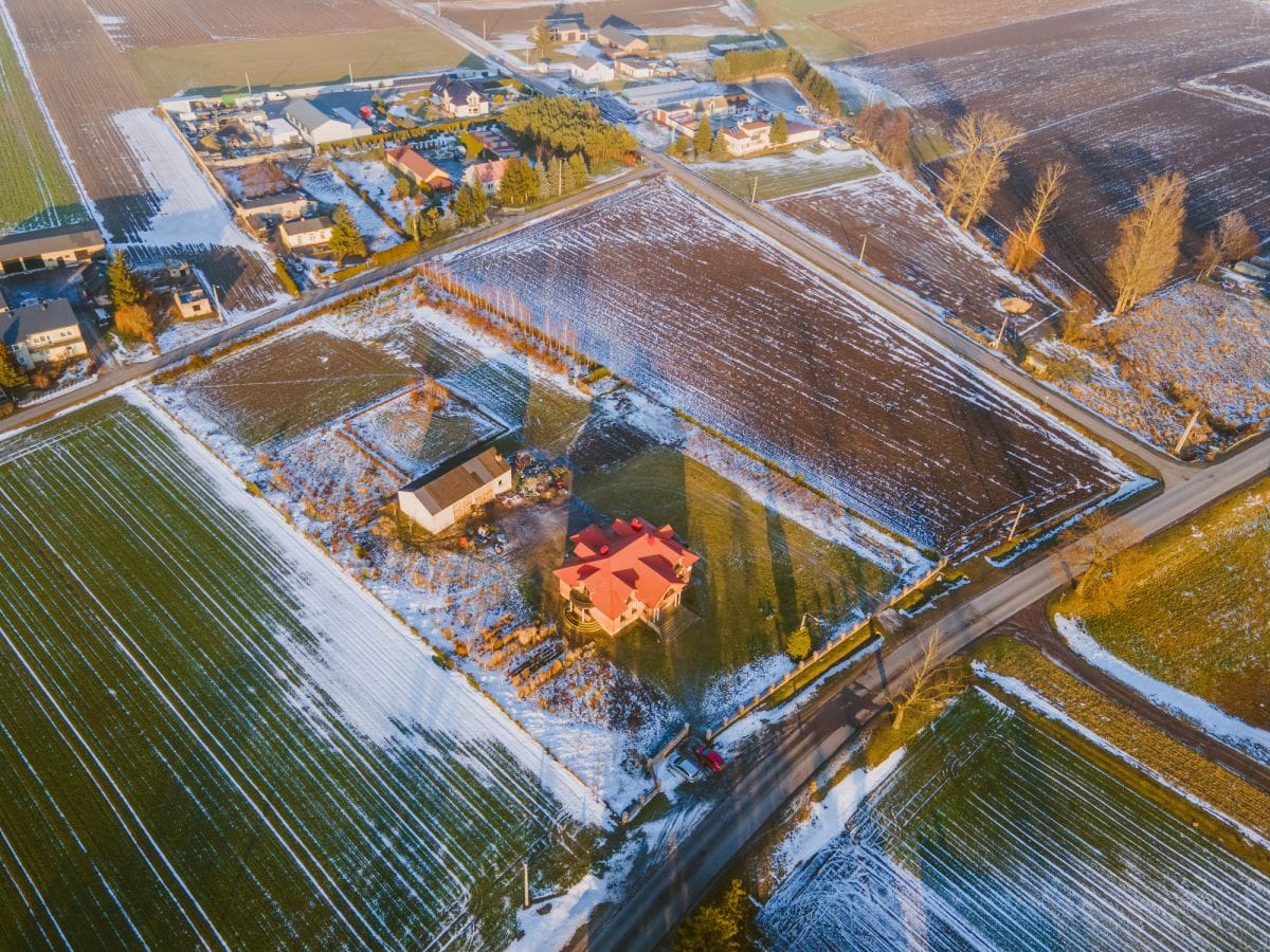 Działka  pokojowe na Sprzedaż