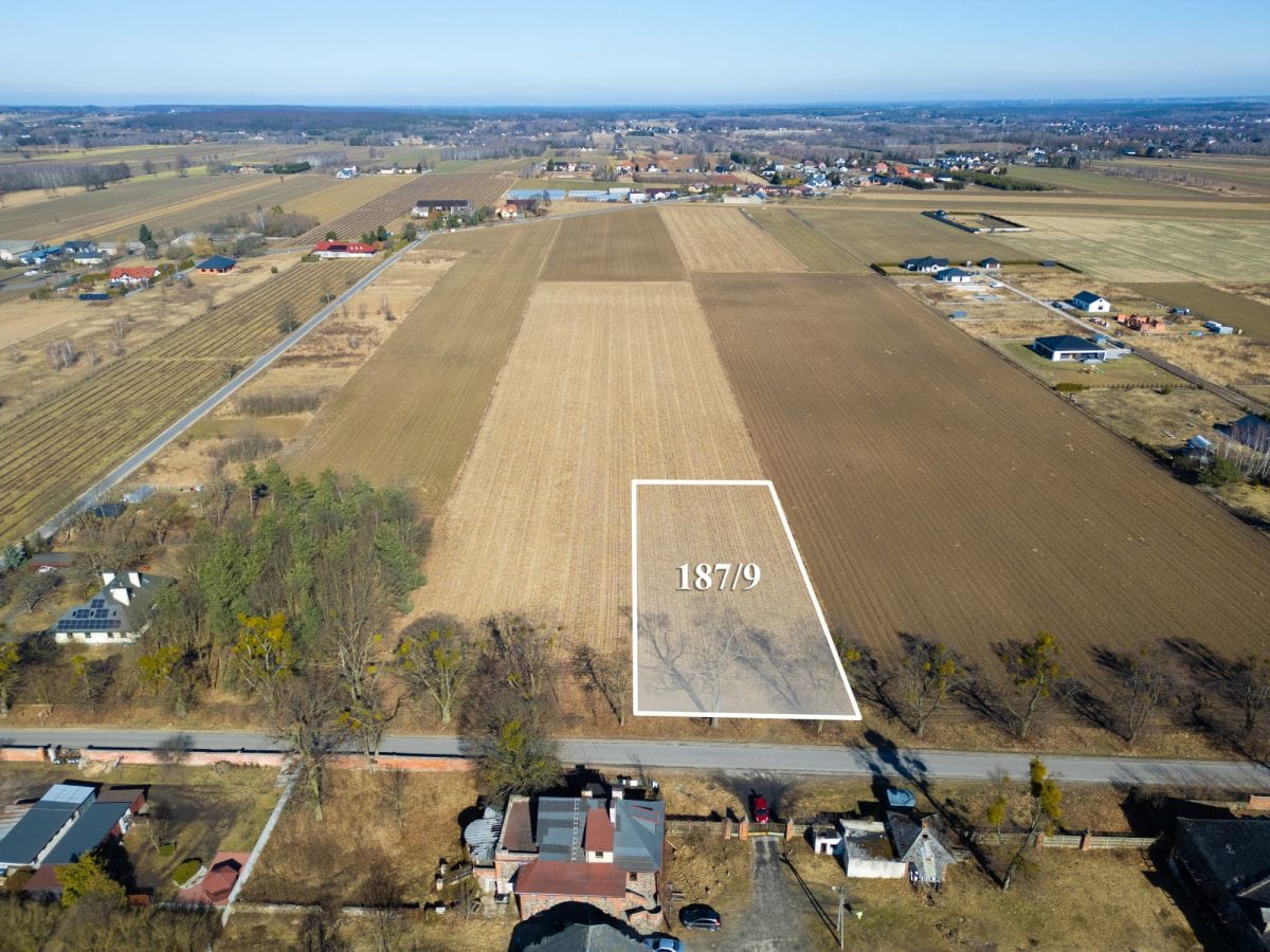 Działka  pokojowe na Sprzedaż