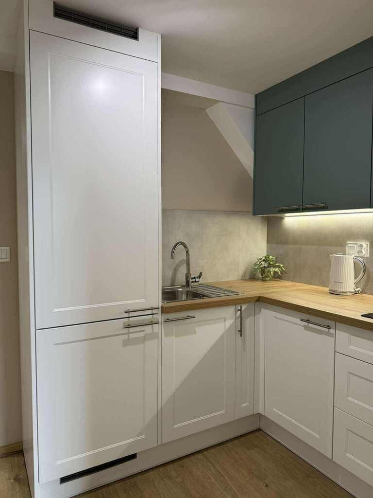 Mieszkanie 7 pokojowe na Sprzedaż