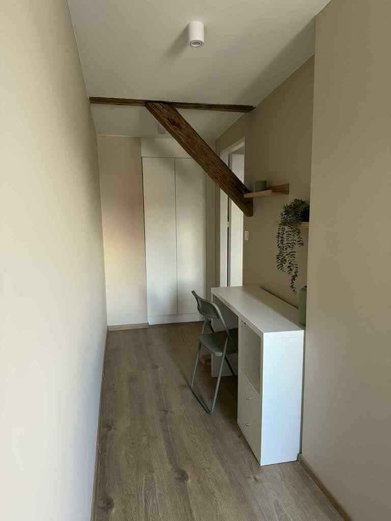 Mieszkanie 7 pokojowe na Sprzedaż