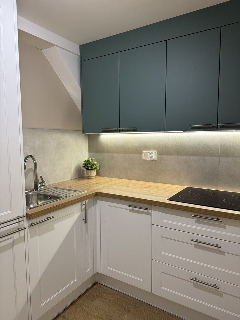 Mieszkanie 7 pokojowe na Sprzedaż