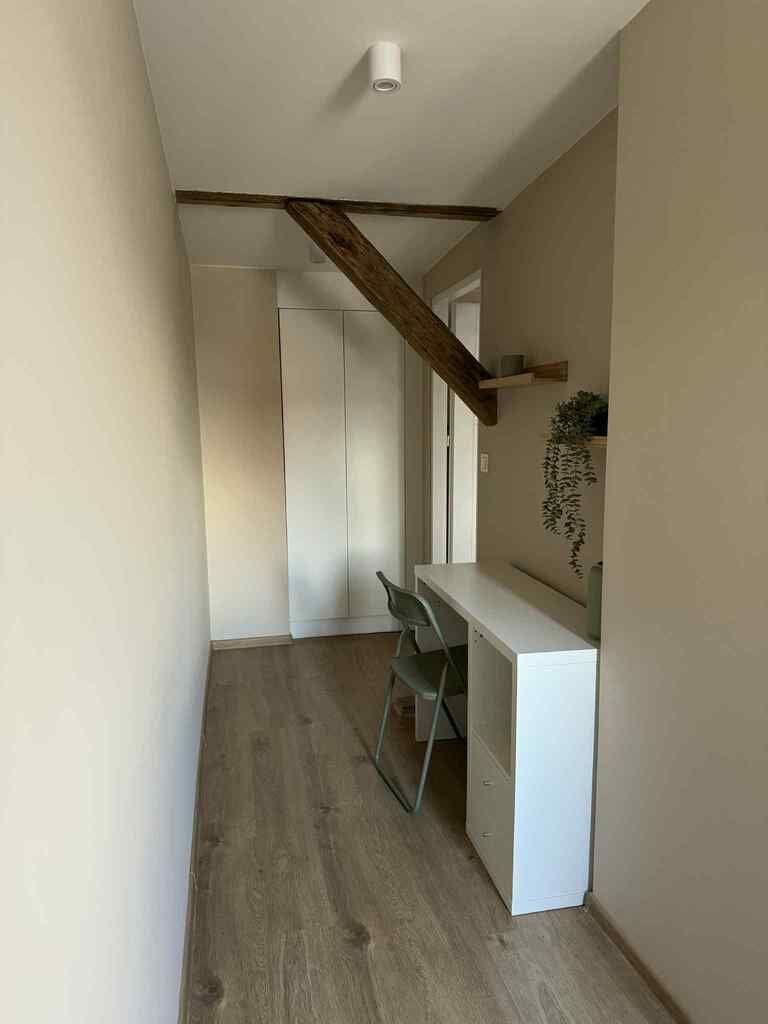 Mieszkanie 7 pokojowe na Sprzedaż