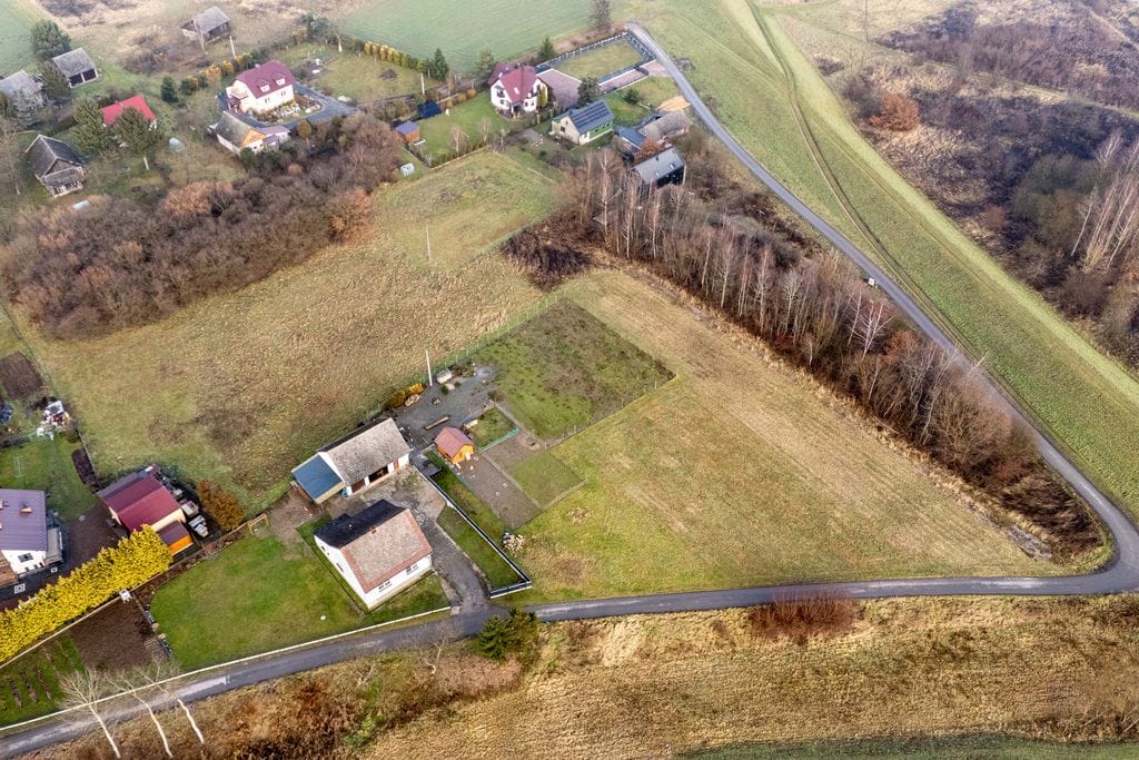 Działka  pokojowe na Sprzedaż